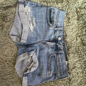 old navy boyfriend jean shorts